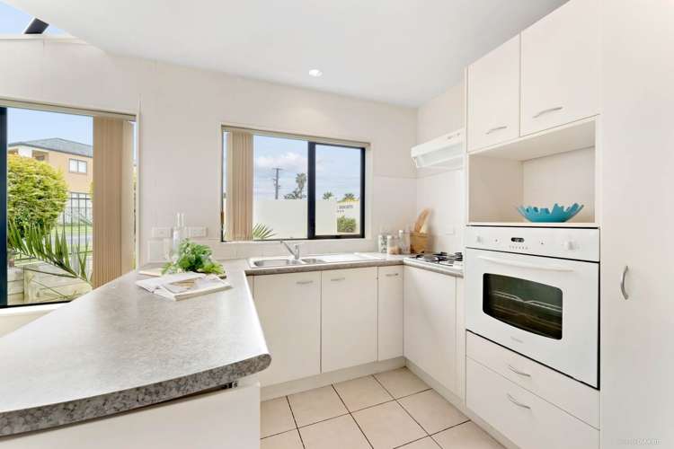 36/169 Sturges Road Henderson_5