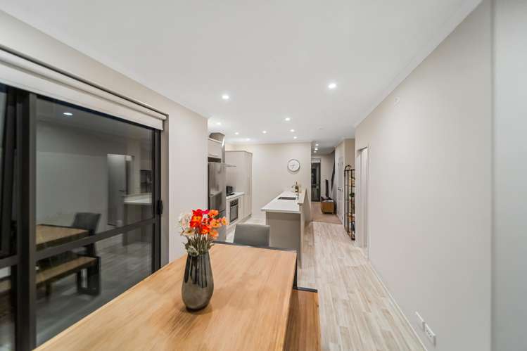 38 Matairangi Avenue Totara Heights_42