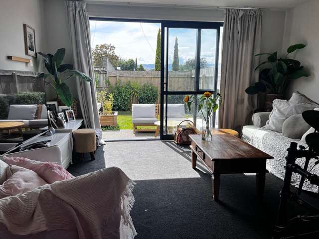 2/20 Ballinger Place Carterton_2