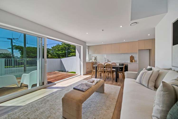 3/311 Barrington Street_2