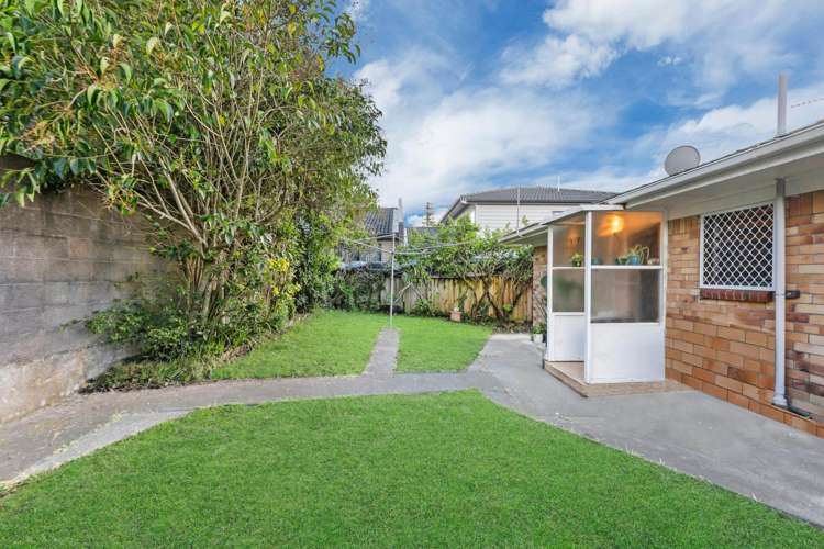 2/58 Station Road Papatoetoe_14