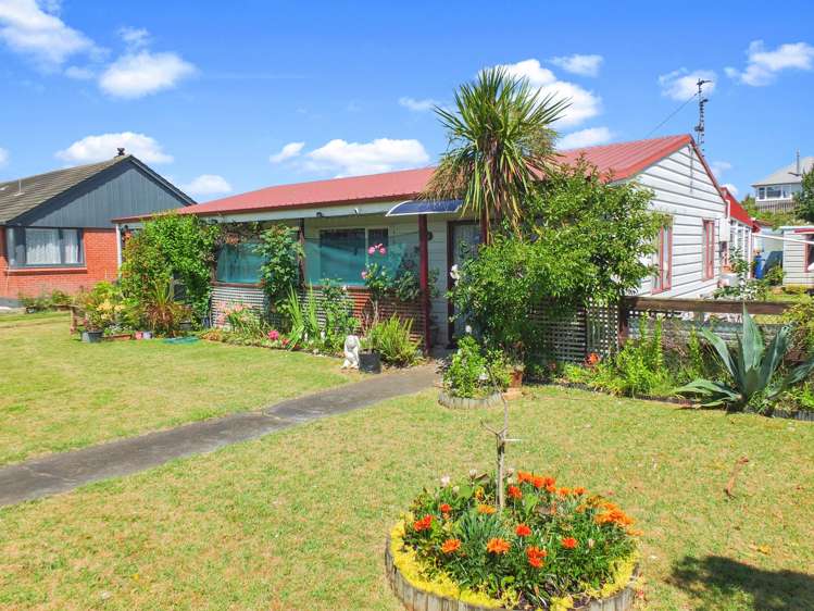 7 Brown Street Foxton_23