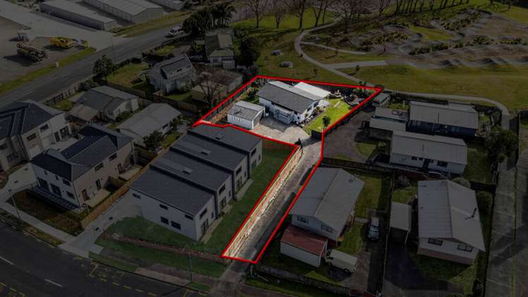 85 Redcrest Avenue Papakura_15
