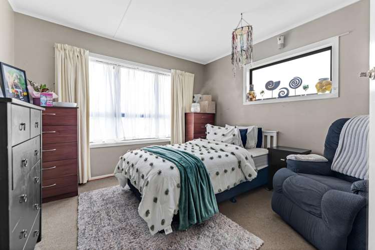 64 Orams Road Hillpark_11