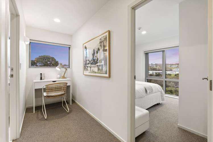 303/4 Wagener Place Mount Albert_5