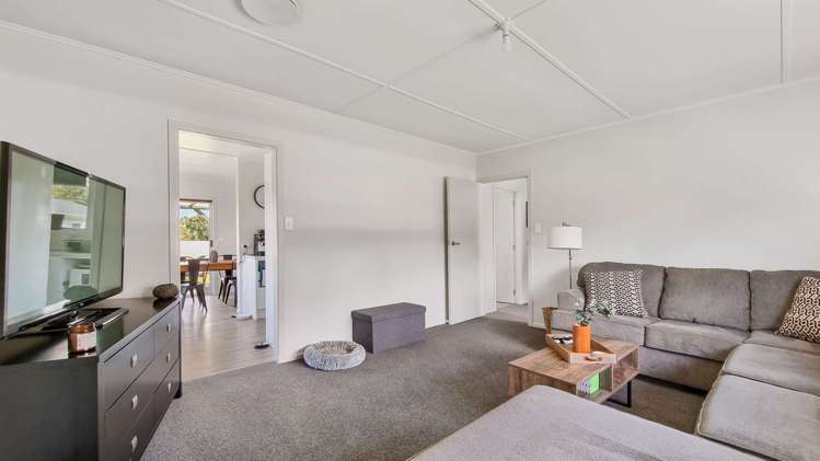 44 Martin Street Utuhina_2