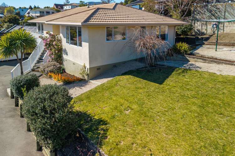 27 Idesia Grove_5