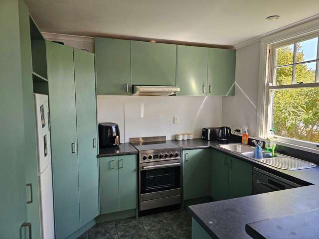 8A Somerset Avenue Newtown_1