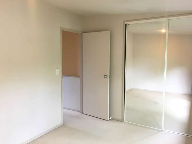 6/8 Soljak Place Mount Albert_5