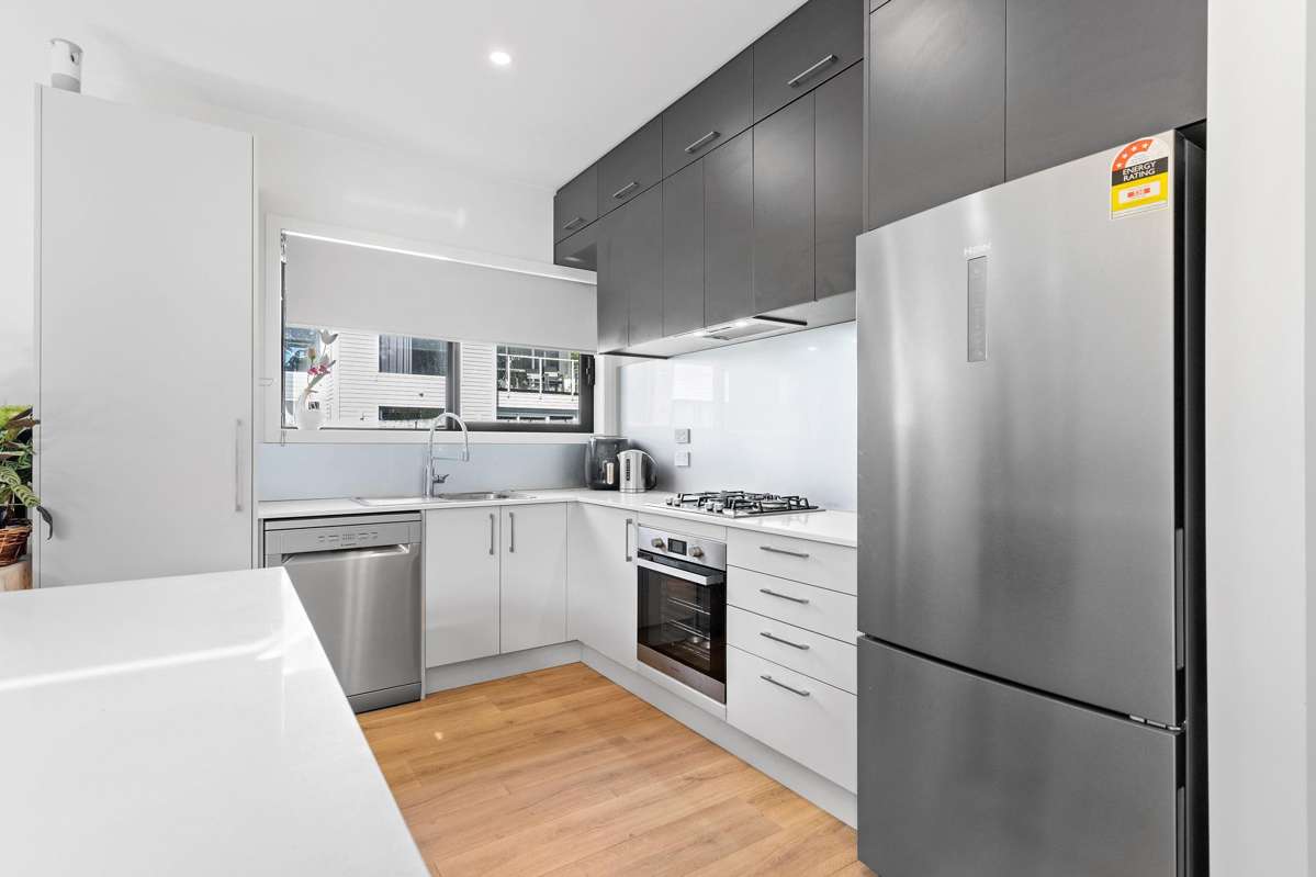 12 Hava Place_2