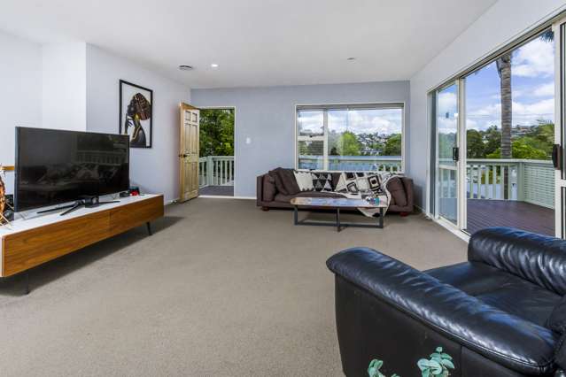 2/70 Archers Road Glenfield_4