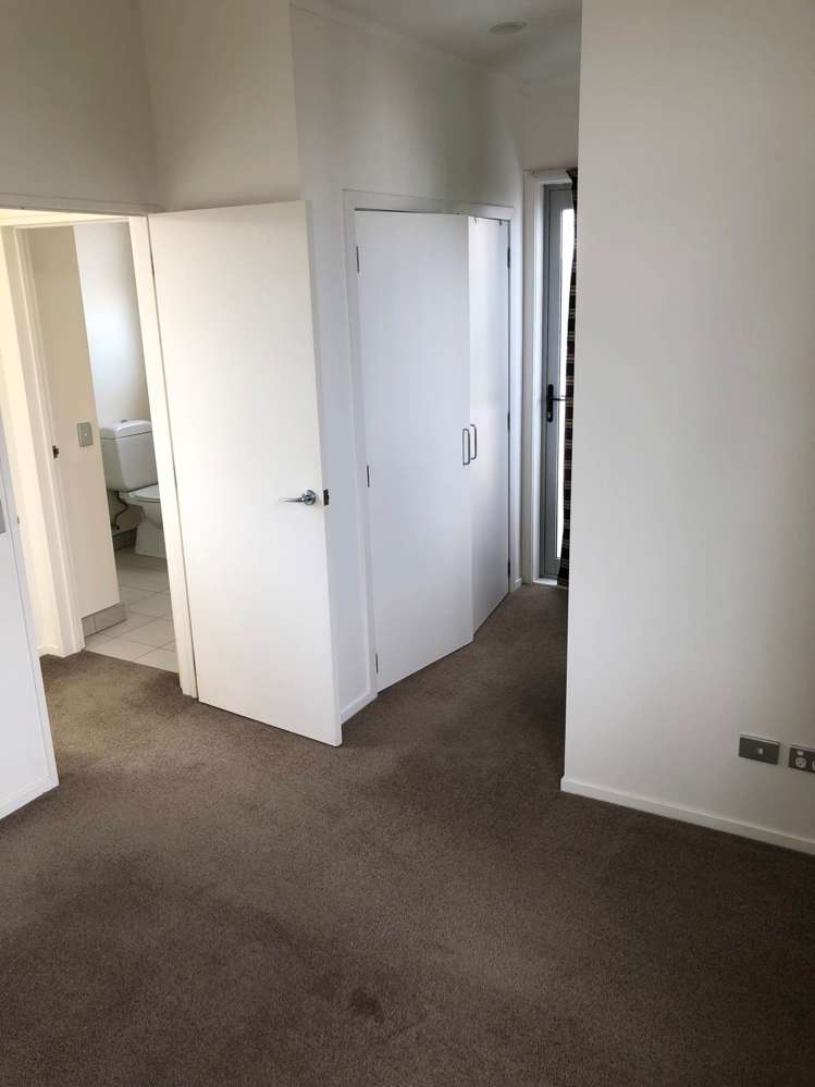 61/3 Wagener Place Mount Albert_9