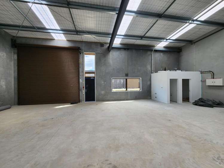 Unit 4, 48 Link Drive Rolleston_4