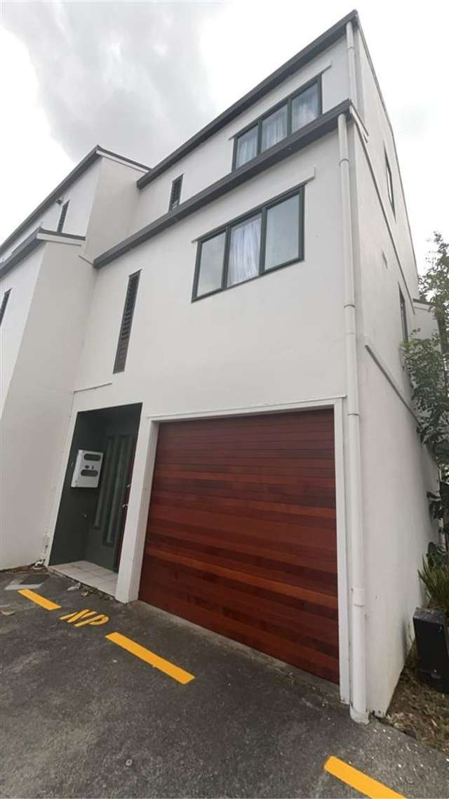 NEWLY REFURBISHED PROPERTY
