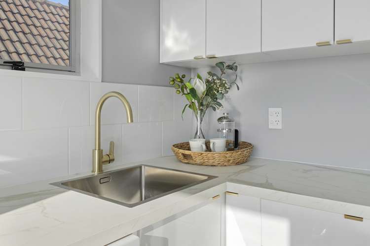 1/18 Gibson Drive Hornby_7