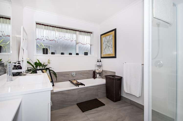 20 Western View Heights Horahora_8