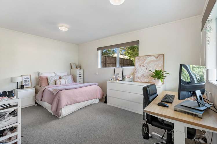 312 Birdwood Road Massey_32