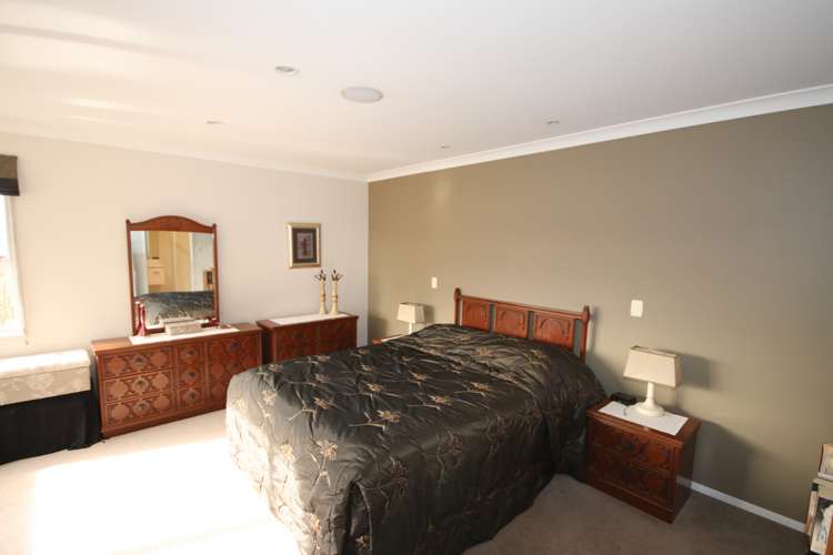 34 Catherwood Avenue Allenton_13