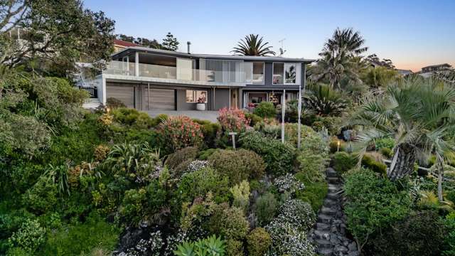 33 Chelverton Terrace Red Beach_1