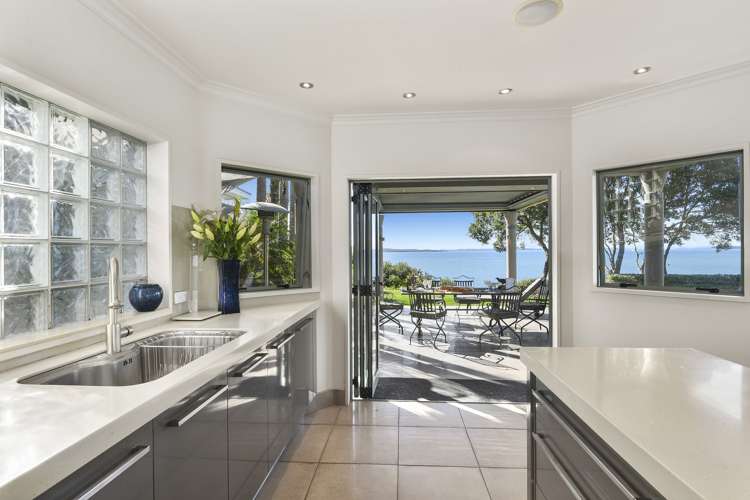 114 Vauxhall Road Narrow Neck_6