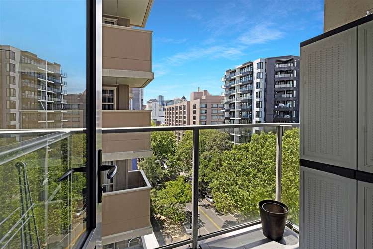 8j/113 Vincent Street Auckland Central_6