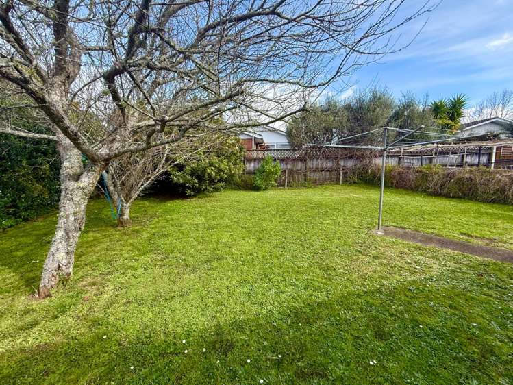 3/7 Portadown Avenue Pakuranga Heights_9