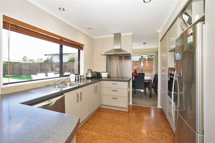 65 Farringdon Avenue Rototuna North_5