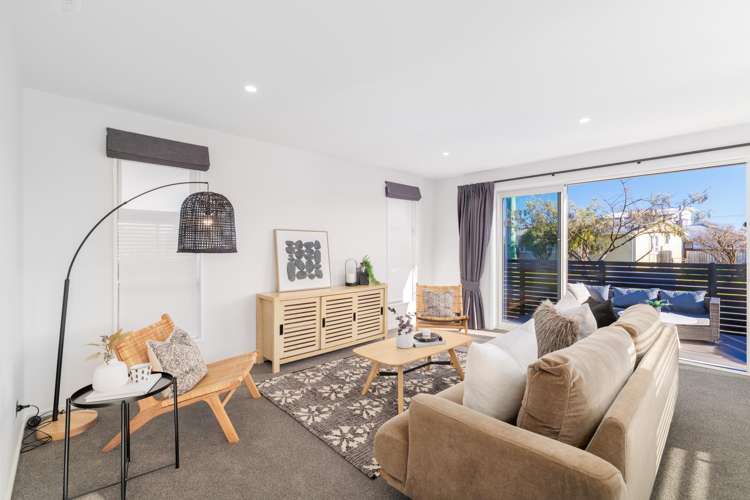 8a Wychwood Crescent Bishopdale_6