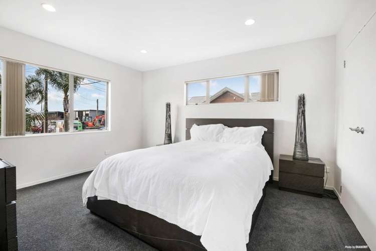 1/38 Gulf View Road Murrays Bay_25