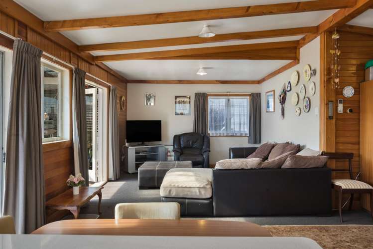 54 Station Road Paeroa_10