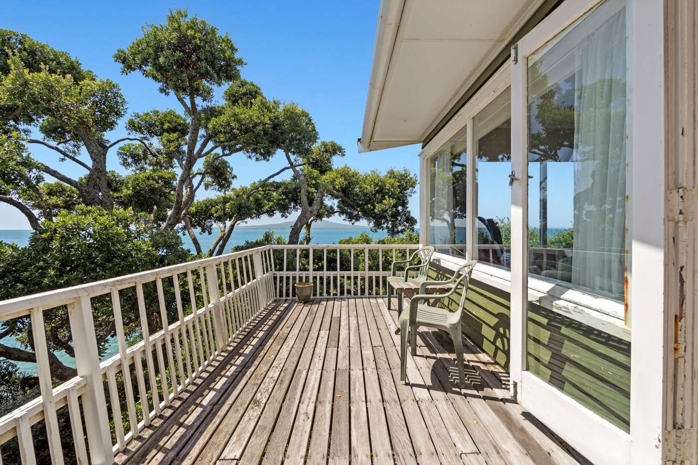 20 Earnoch Avenue in Takapuna, North Shore, Auckland