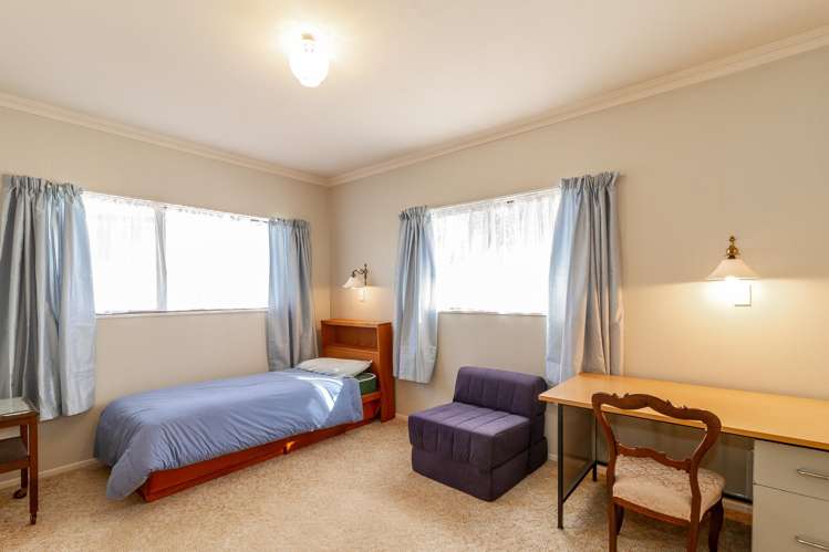 10 Brown Street Taradale_13