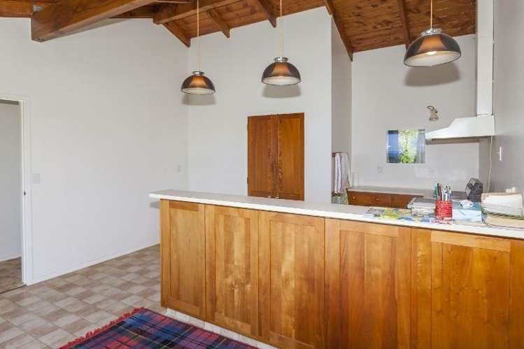 302 The Drive Whangamata_11