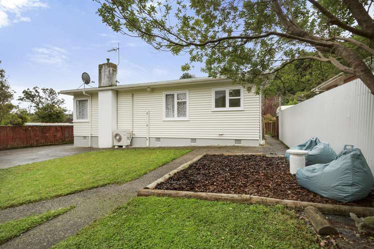 14 Lowry Crescent Stokes Valley_16