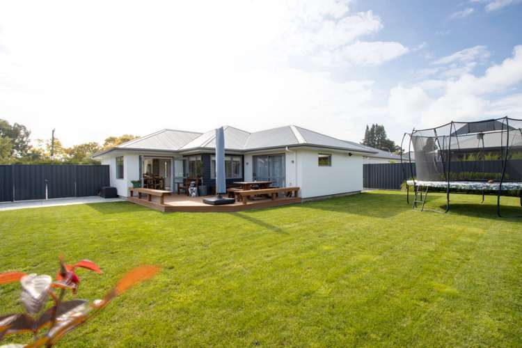 548 Lyndhurst Road Frimley_25