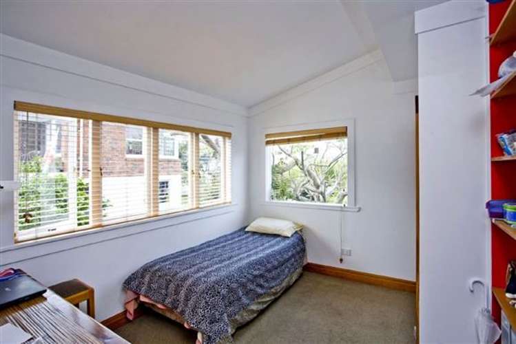 16 Merani Street Narrow Neck_11