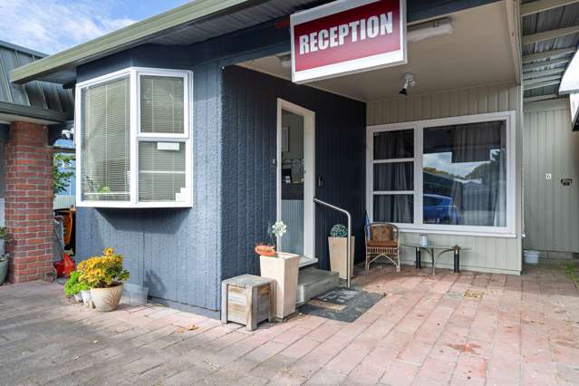 66 Linton Street West End_4