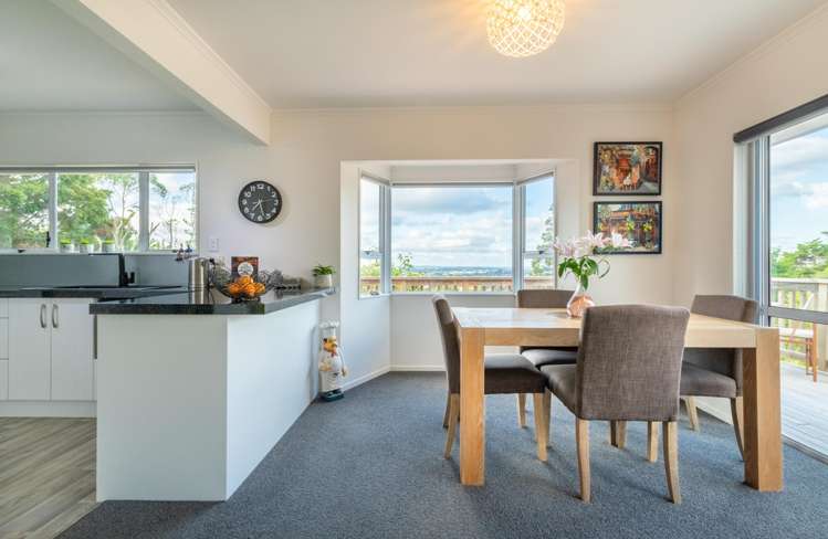 2/117 Glengarry Road Glen Eden_7