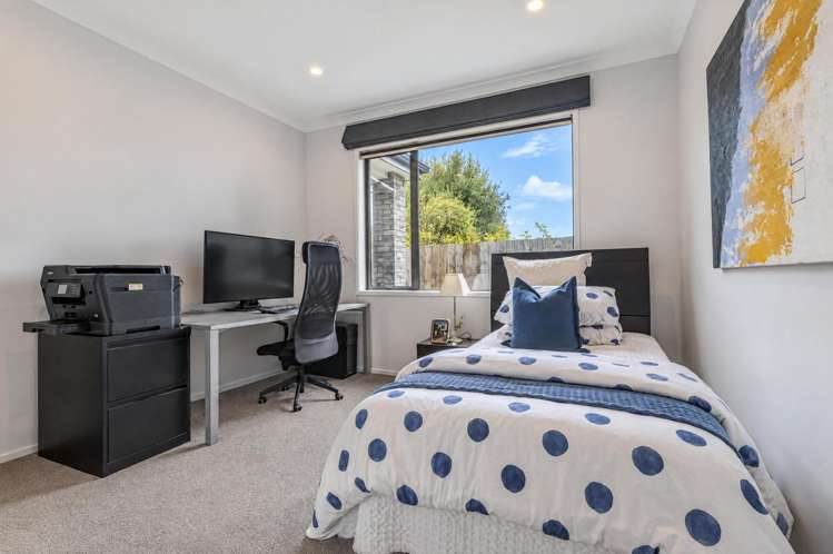 54A Meadway Sunnyhills_21