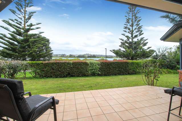 36 Settlers Grove Orewa_2