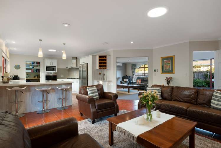 23 Lysaght Place Welcome Bay_3