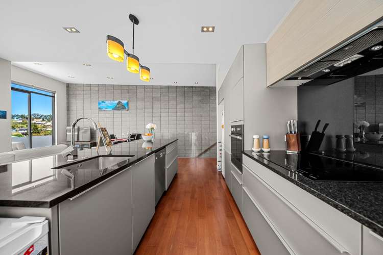 7/8 Wilk Lane Browns Bay_3
