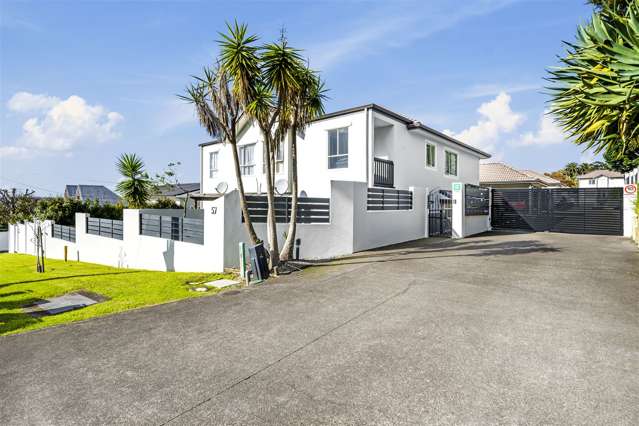 2/57 Gladstone Road Northcote_2