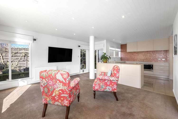 1/127 Fendalton Road_5