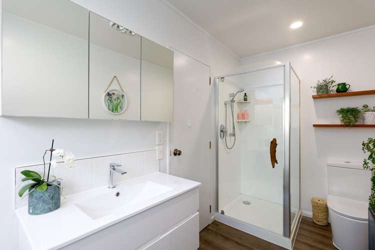 8 Seafield Terrace Glenduan_11