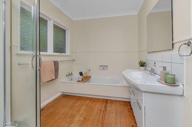 18 Crawford Crescent Kamo_13