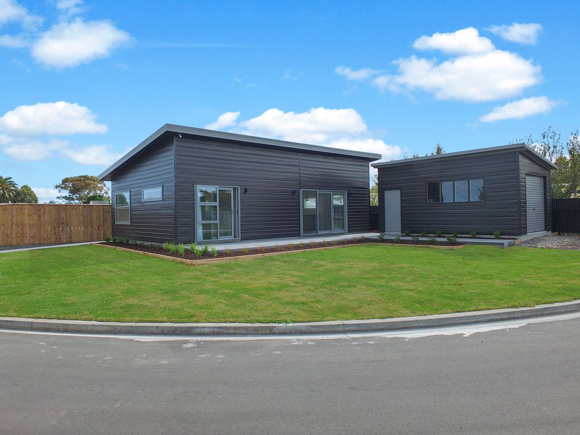 6 Hest Lane Foxton_0