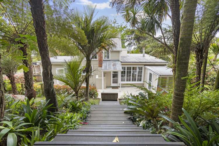 34 Takahe Road Titirangi_19