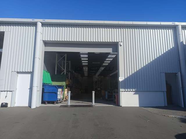 4B/525 Great South Road Penrose_1