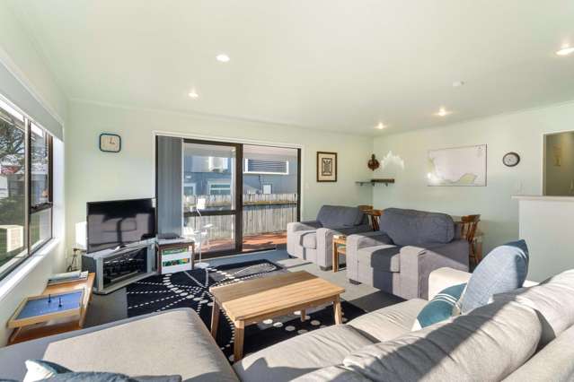307b Ocean Road Whangamata_3